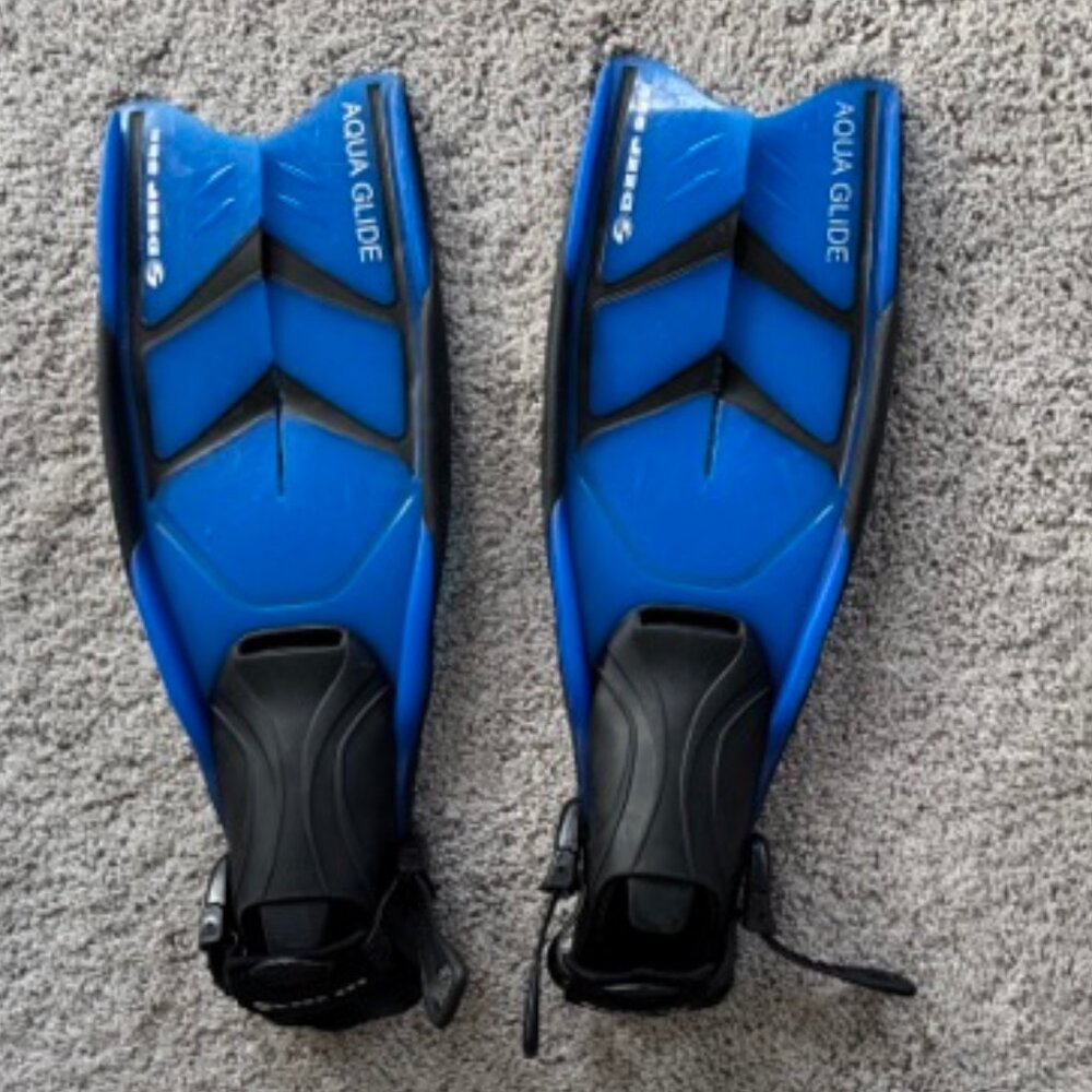 Split Fins S/M fits Women's Size 5-8.5